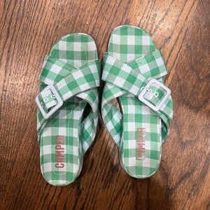 Camper Gingham Slides